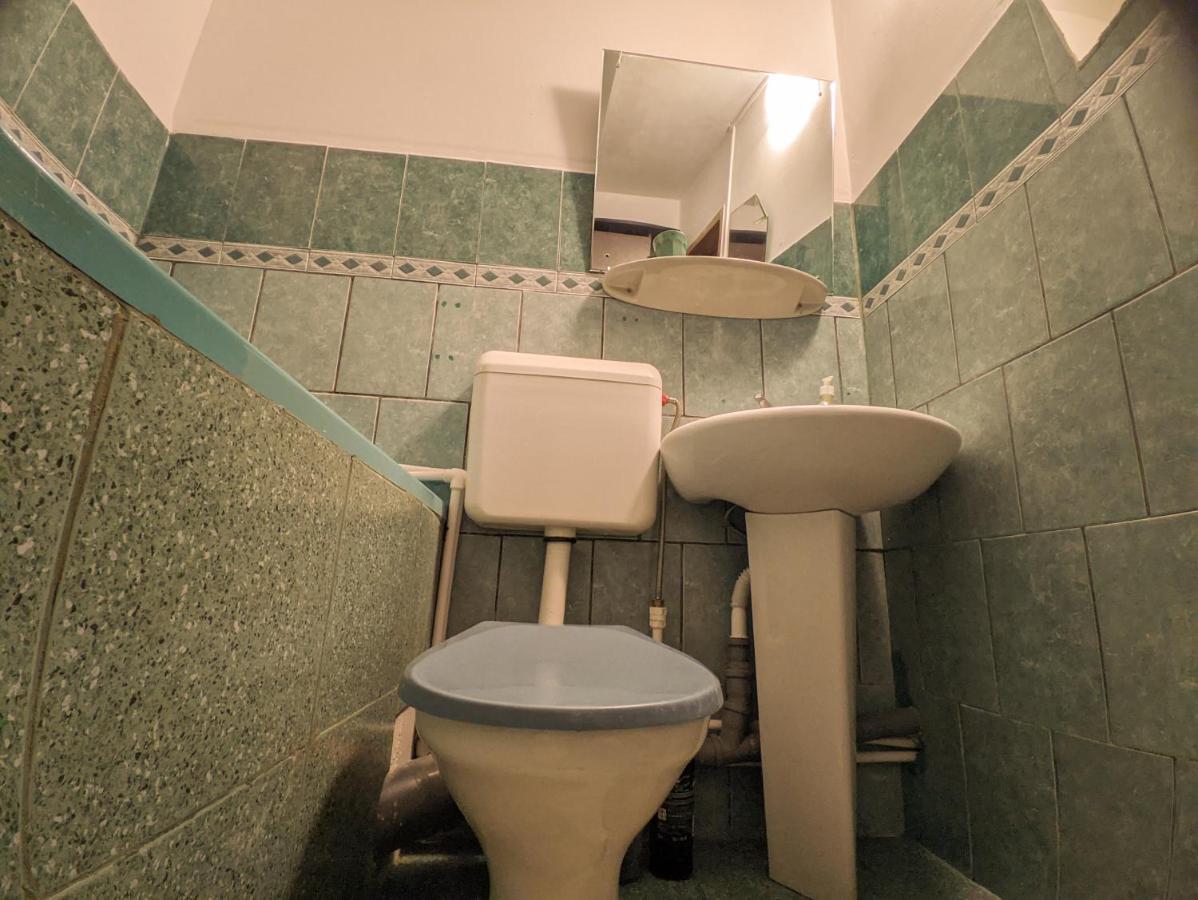 Moss'S Economy Apartment Тімішоара Екстер'єр фото